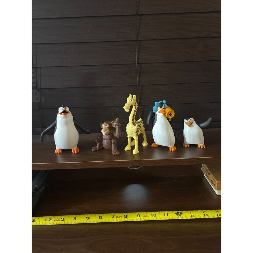 Assorted Madagascar Action Figures Lot – DreamWorks Toy Collection